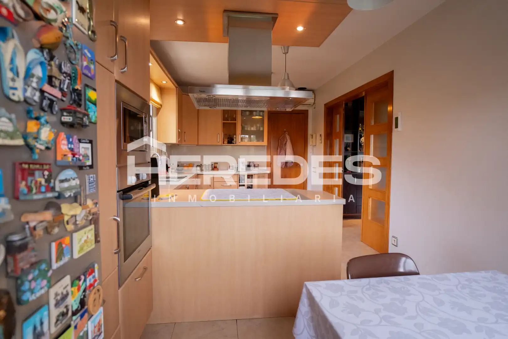 Cocina de Casa o chalet en venta en Sabadell con Aire acondicionado, Calefacción y Jardín privado