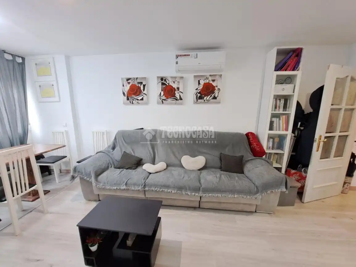 Wohnzimmer von Wohnung zum Verkauf in Parla mit Klimaanlage und Terrasse