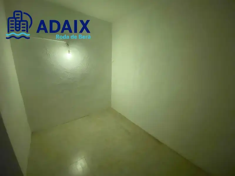 Piso en venta en Roda de Berà con Calefacción, Terraza y Trastero