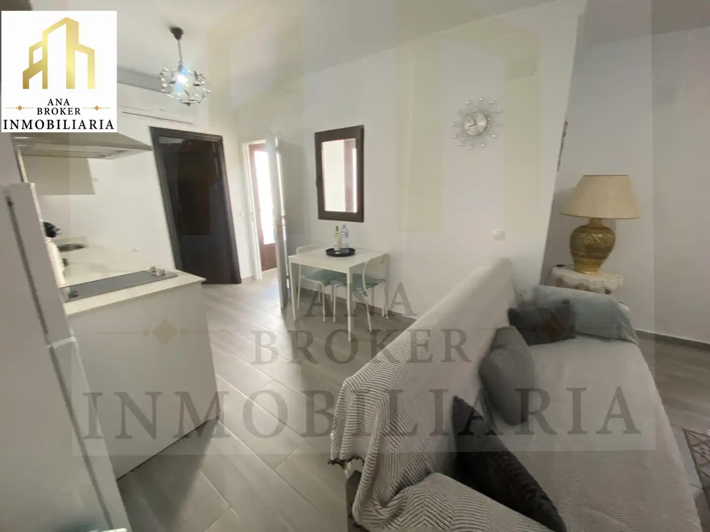 Dormitori de Casa o xalet en venda en Ronda amb Aire condicionat, Terrassa i Moblat