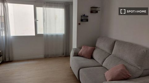 Foto 2 de Piso de alquiler en La Petxina, Valencia Capital