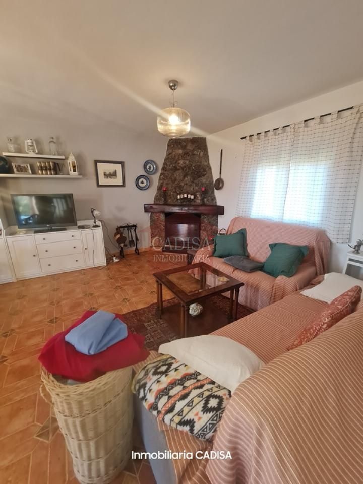 Living room of House or chalet for sale in Almenara de Tormes  with Heating, Private garden and Terrace