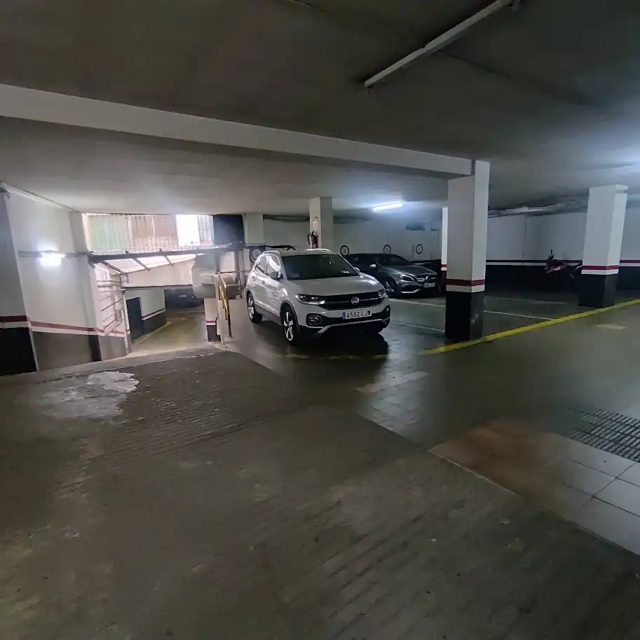 Aparcament de Garatge en venda en Barcelona
