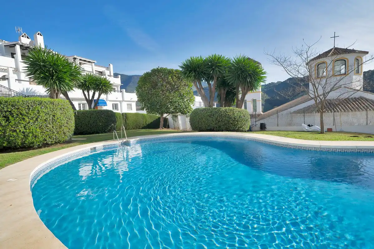 Flat with terrace for sale in Calle la Pacheca Alta 22