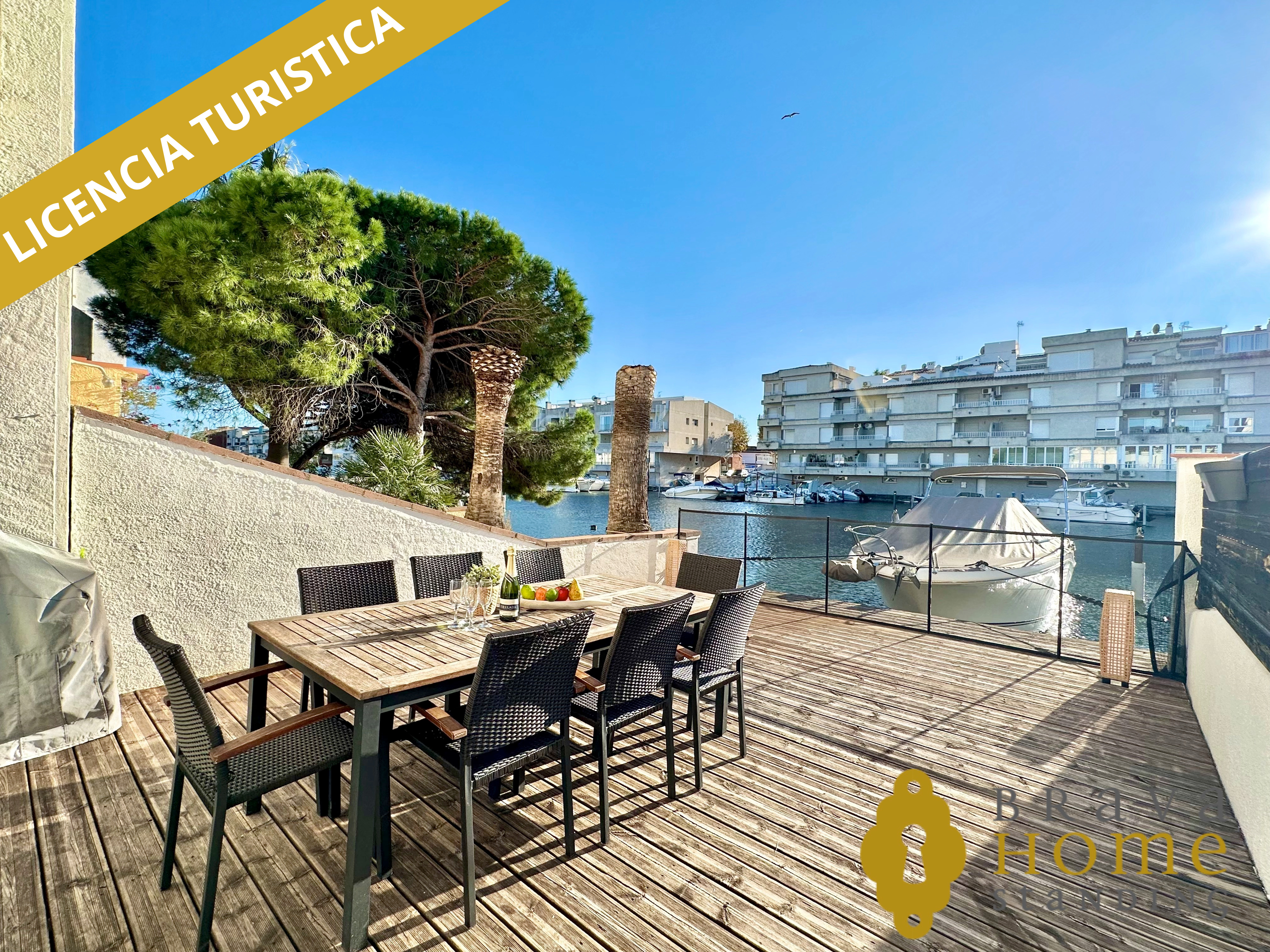 Terrace of House or chalet for sale in Empuriabrava  with Air Conditioner, Heating and Terrace
