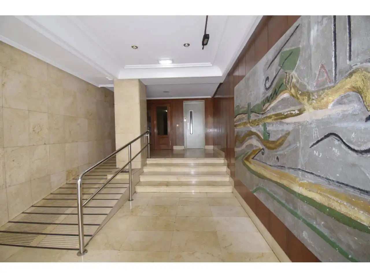 Piso de alquiler en León Capital  con Calefacción, Terraza y Trastero