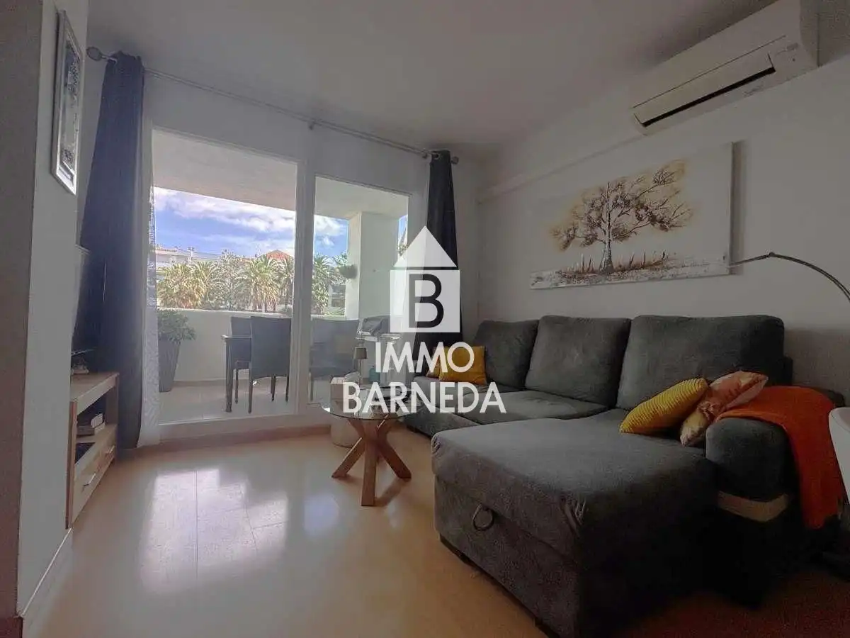 Exterior view of Flat for sale in Roses  with Heating, Terrace and Swimming Pool