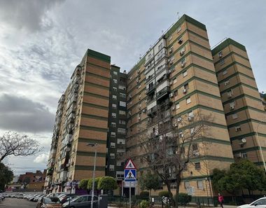 Vista exterior de Apartamento en venta en  Sevilla Capital
