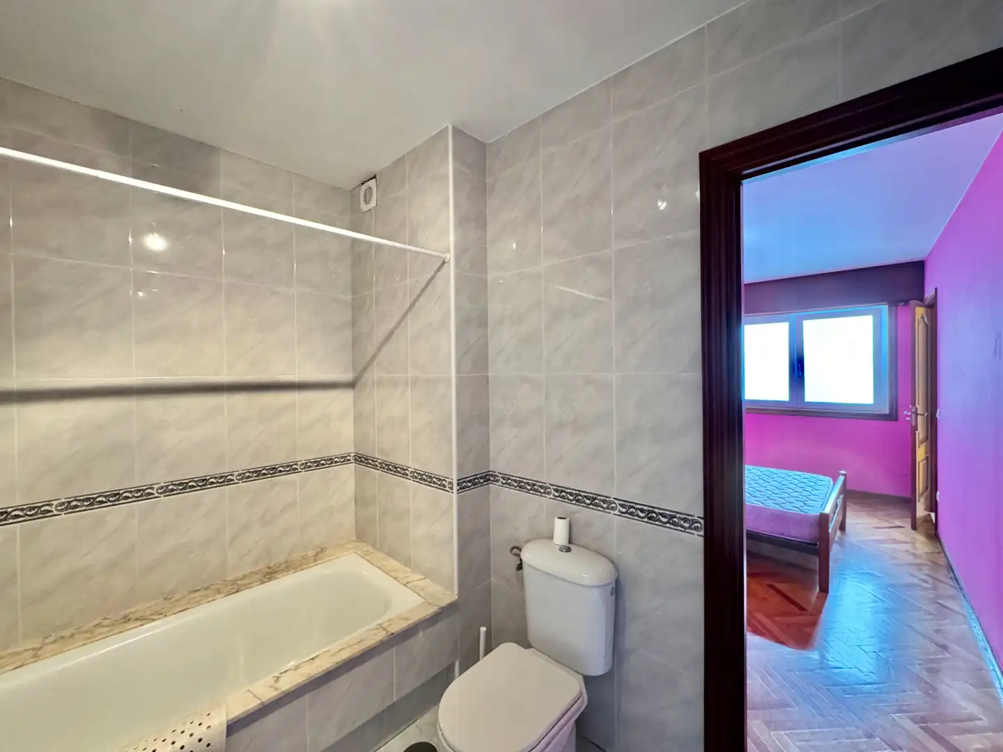 Baño de Piso en venta en Arteixo con Parquet, Amueblado y Horno