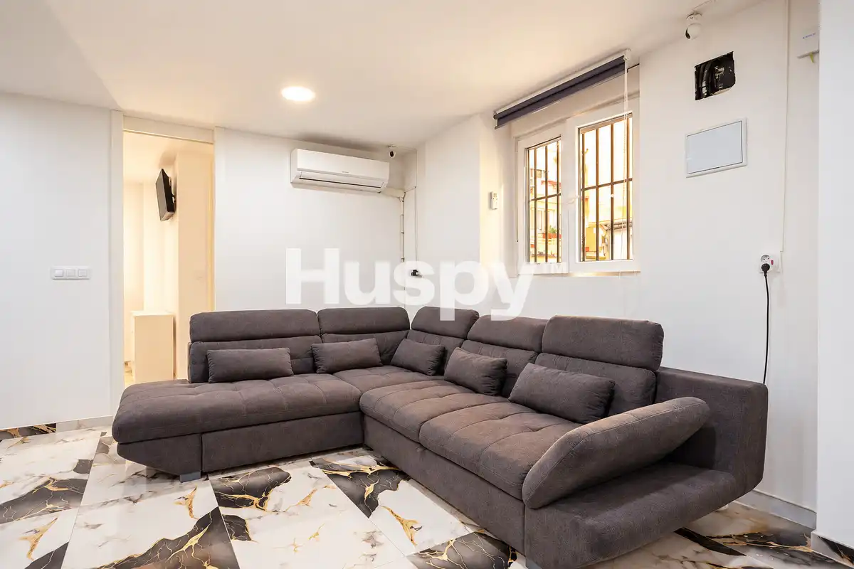 Sala de estar de Loft en venta en Avenida de la Paz  