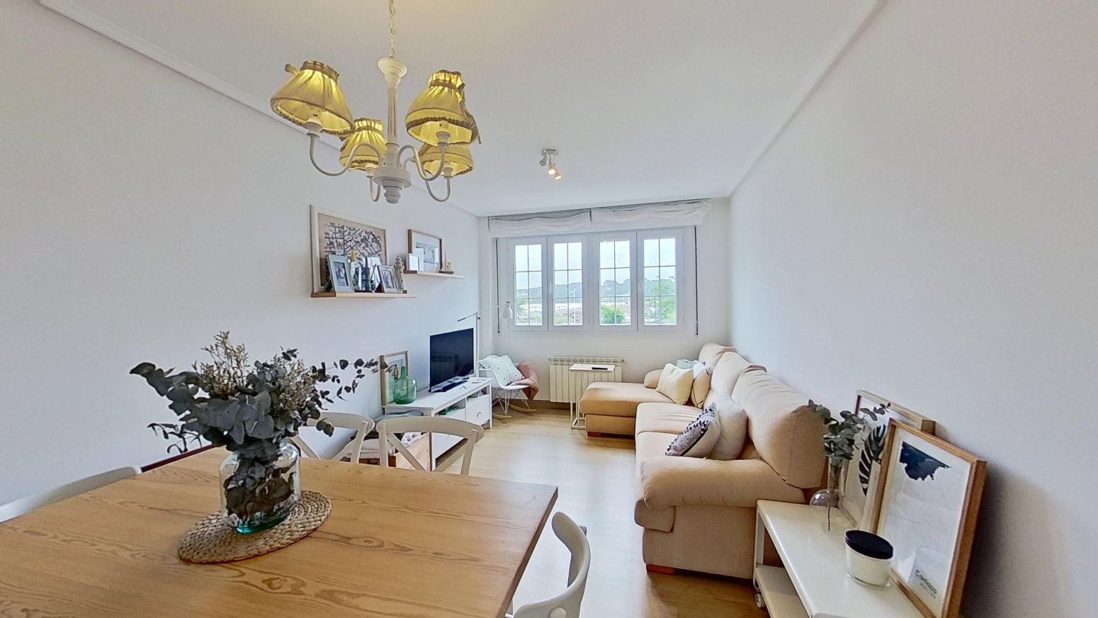 Living room of Flat for sale in Ribamontán al Mar  with Heating, Private garden and Parquet flooring