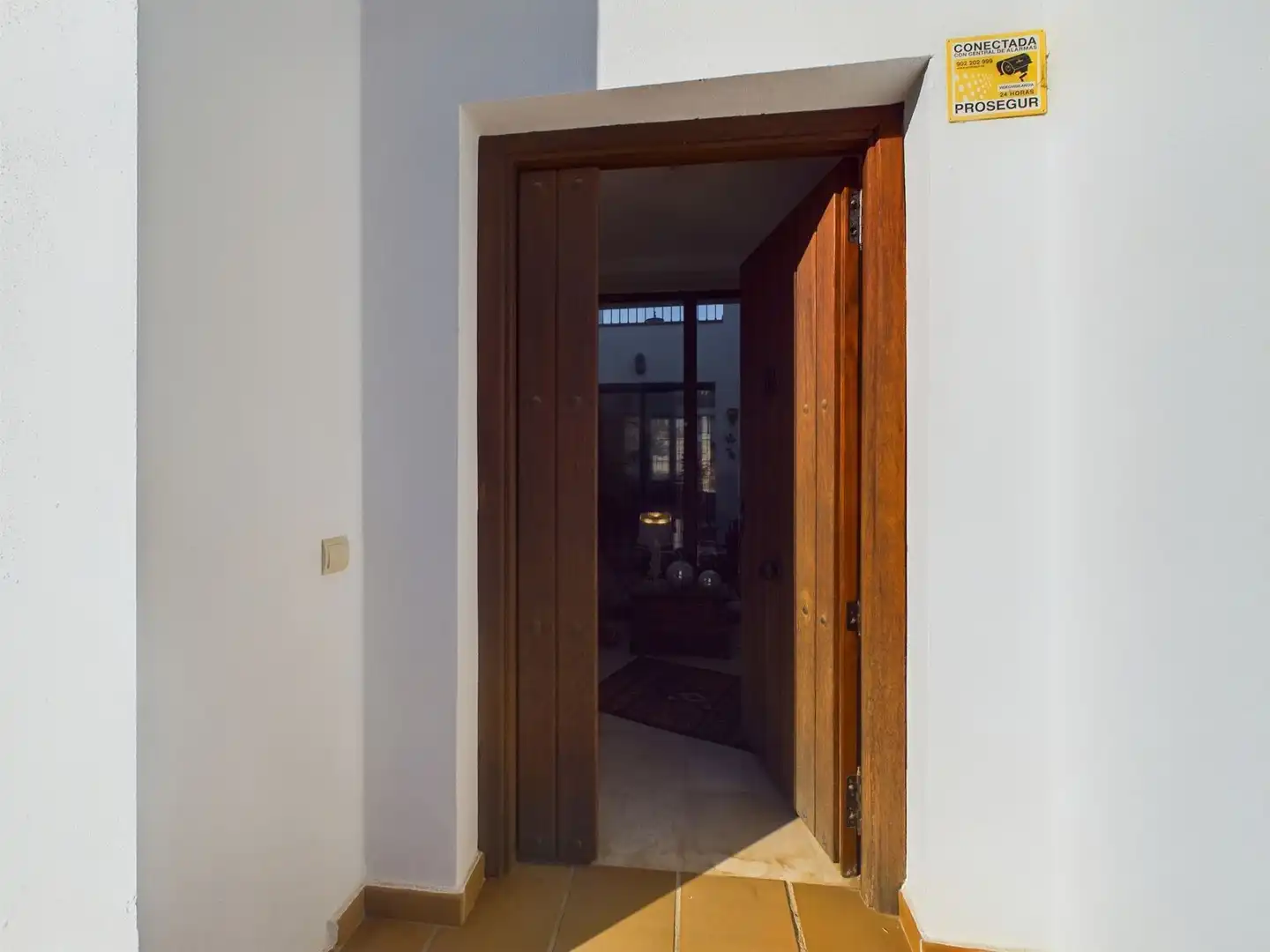 Casa adosada en venda en Dos Hermanas amb Jardí privat, Terrassa i Traster