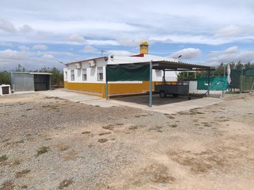 Casa rustica con giardino in vendita a Espartinas Pueblo