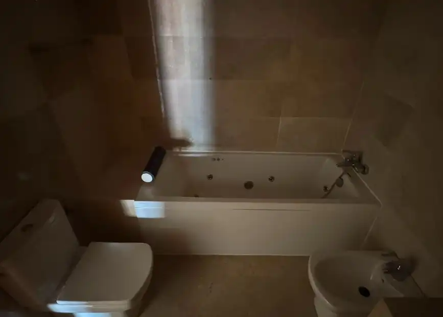 Bany de Pis en venda en Castellón de la Plana / Castelló de la Plana amb Aire condicionat, Calefacció i Parquet