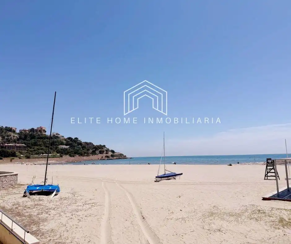 Apartament en venda en Benicasim / Benicàssim amb Jardí privat, Terrassa i Moblat
