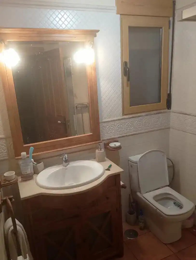 Bathroom of Detached homes for share in Carbonero el Mayor, Segovia