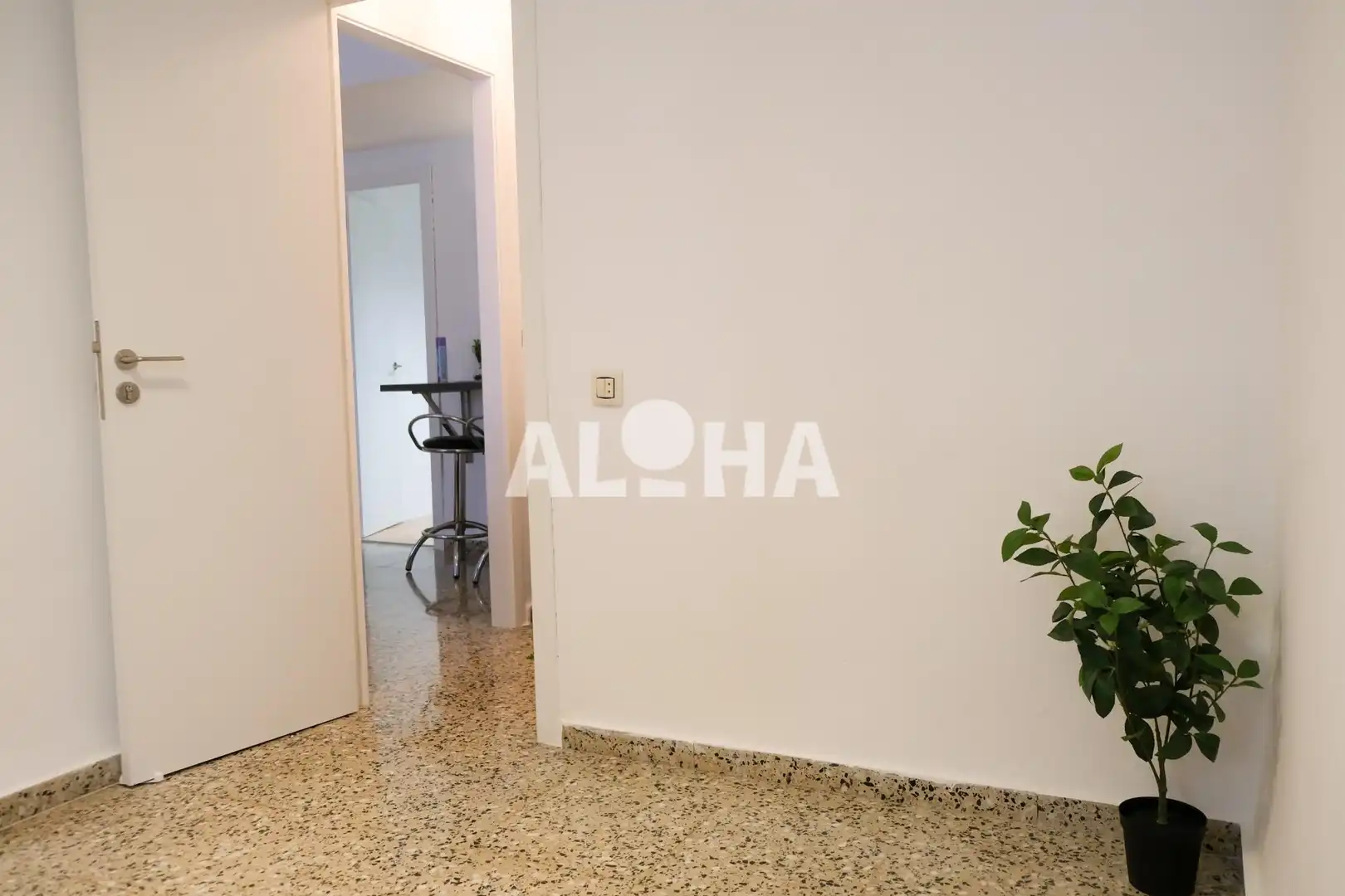 Apartamento de alquiler en Moncada con Amueblado y Balcón