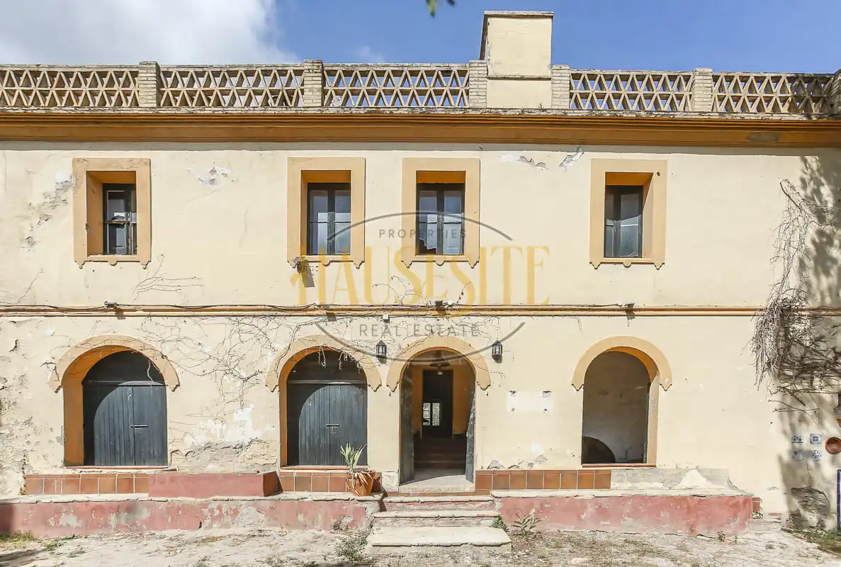 Country homes for sale in Torrelavit