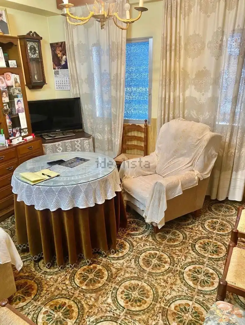 Sala d'estar de Pis en venda en Jaén amb Aire condicionat