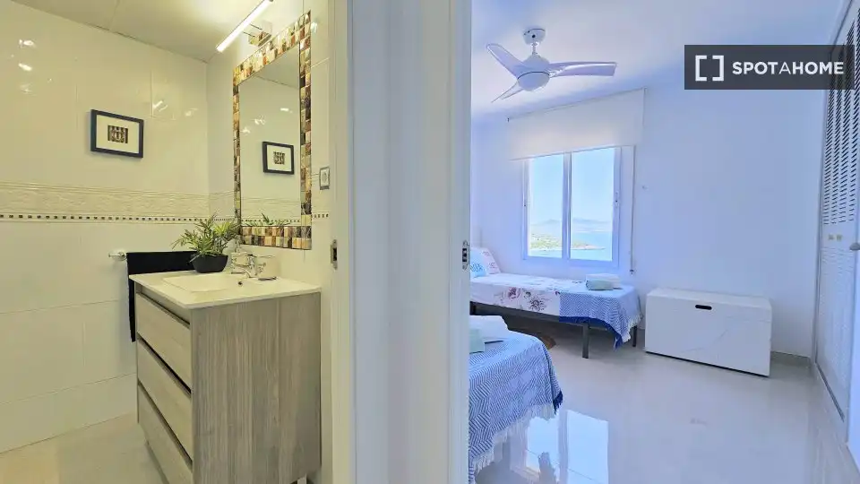 Habitació a Zona Galúa - Calnegre