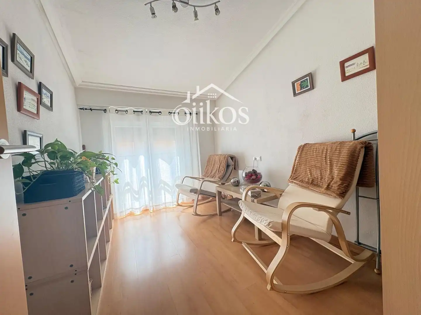 Flat with terrace for sale in Moriscos, imagen 3