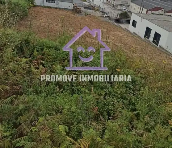 Terrenys i solars en venda a Travesía de Sabón