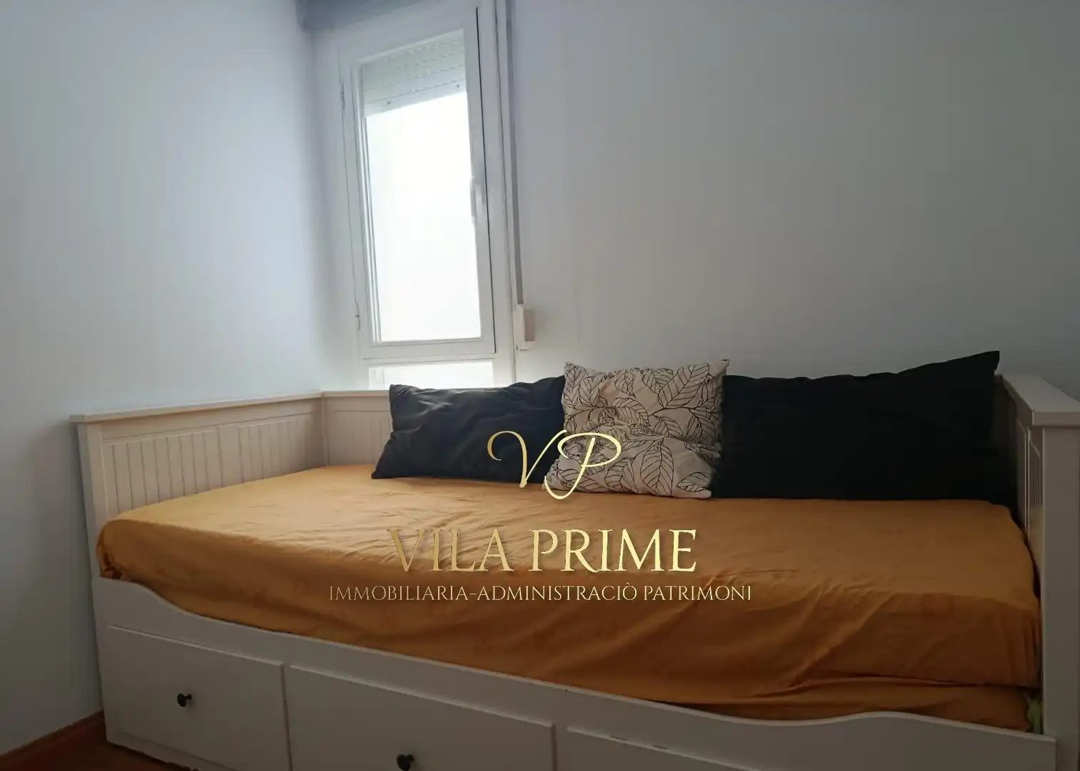 Habitación de Piso en venta en Mataró con Calefacción, Terraza y Trastero