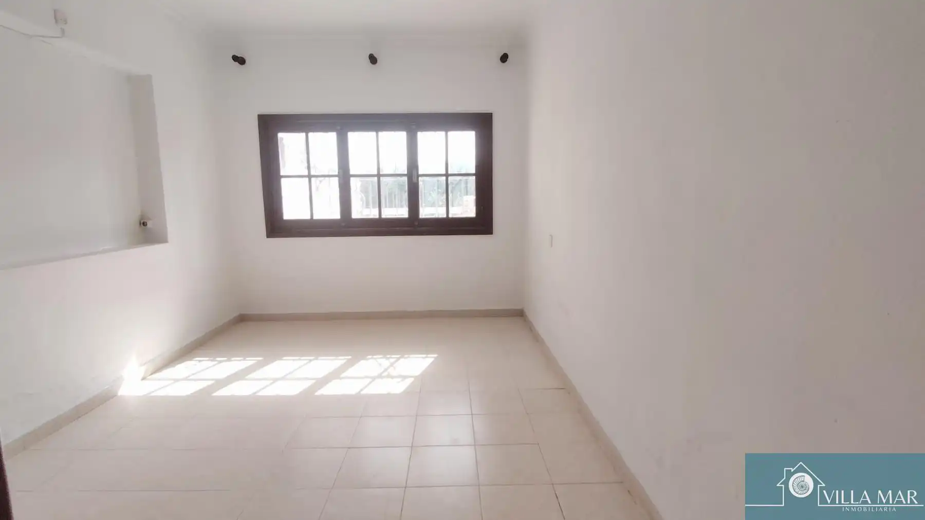 Dormitori de Finca rústica en venda en Rota