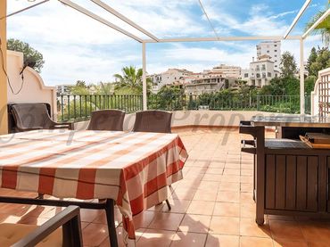 Appartement compact avec piscine à vendre à Nueva Nerja