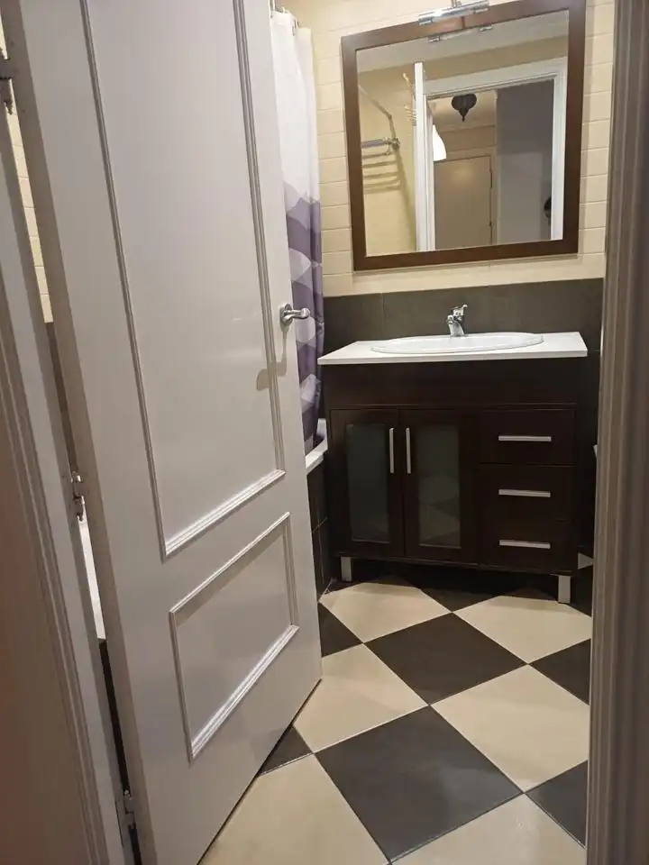 Baño de Piso de alquiler en Getafe con Aire acondicionado, Calefacción y Amueblado