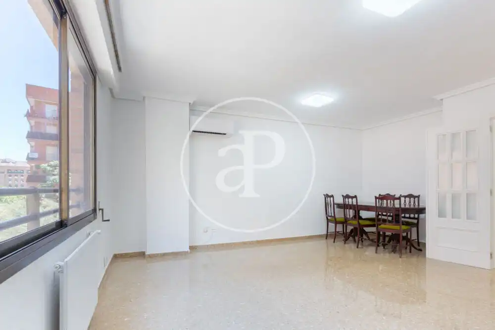 Comedor de Piso en venta en Valencia con Aire acondicionado, Calefacción y Balcón