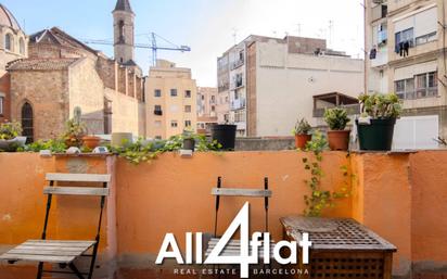 Exterior view of Flat for sale in  Barcelona Capital  with Terrace and Balcony