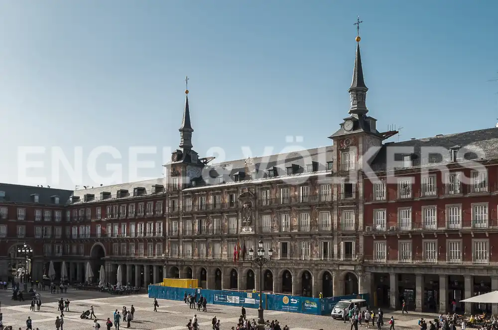 Außenansicht von Wohnung zur Miete in Madrid mit Klimaanlage, Heizung und Haustiere erlaubt