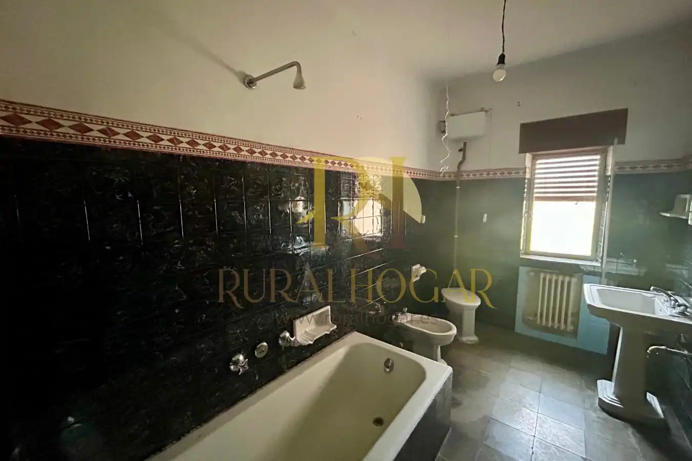 Bathroom of Houses for sale in Santas Martas  with Heating, Private garden and Terrace