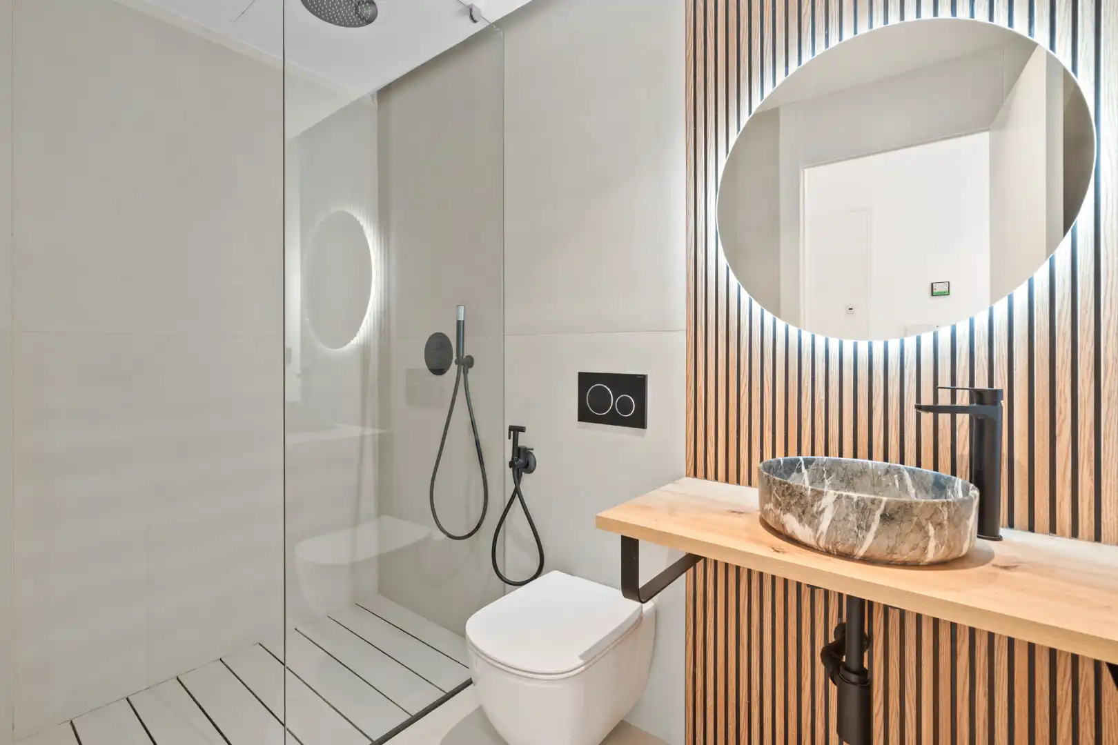 Bathroom of Duplexes for sale in Estepona  with Air Conditioner, Terrace and Storage room