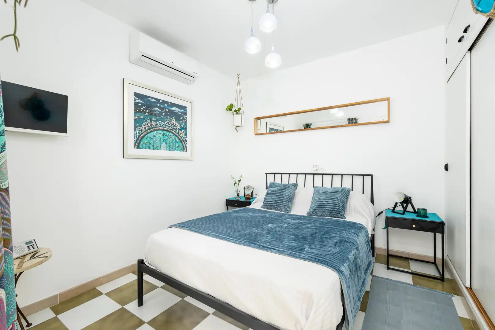 Dormitori de Casa o xalet en venda en Málaga amb Aire condicionat, Calefacció i Jardí privat