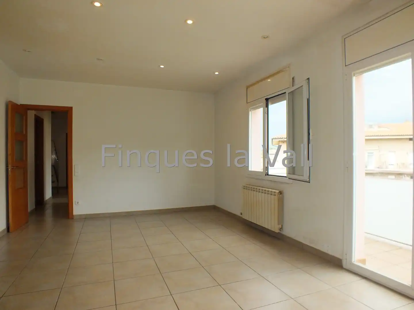 Sala de estar de Dúplex en venta en Santa Eugènia de Berga con Calefacción, Parquet y Terraza