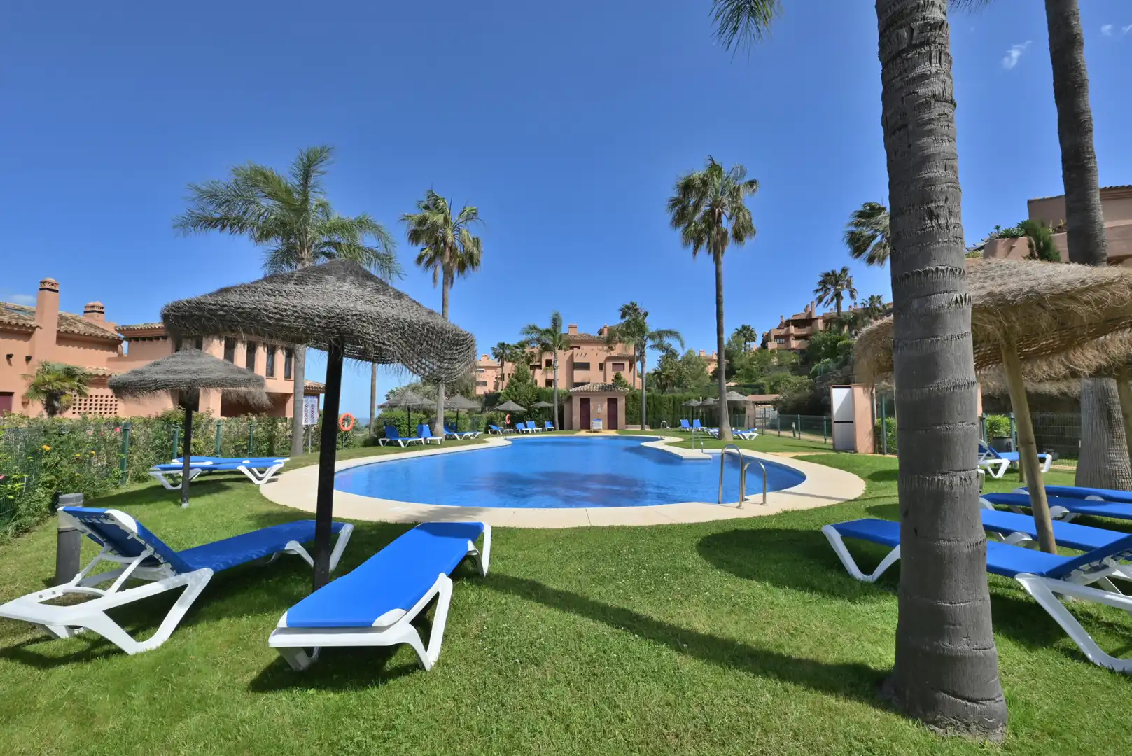 Jardín de Ático en venta en Ojén con Aire acondicionado, Terraza y Trastero
