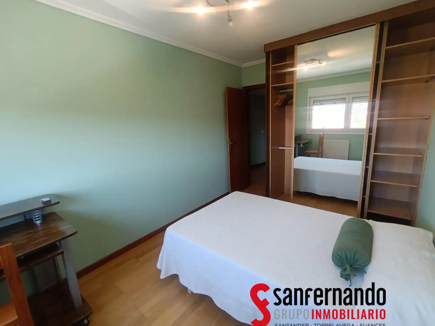Schlafzimmer von Wohnung zur Miete in Camargo mit Heizung, Parkett und Abstellraum