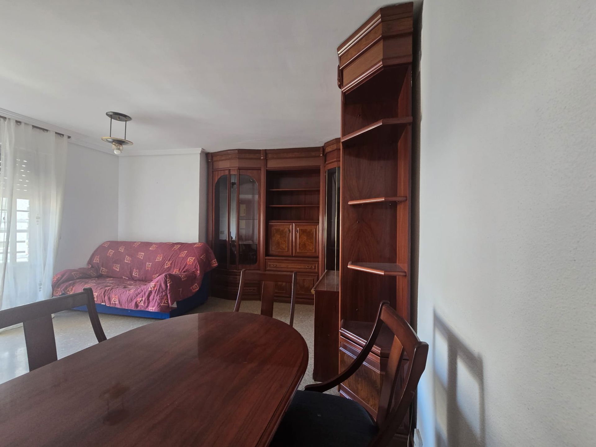Sala d'estar de Pis en venda en Castellón de la Plana / Castelló de la Plana amb Traster, Moblat i Balcó