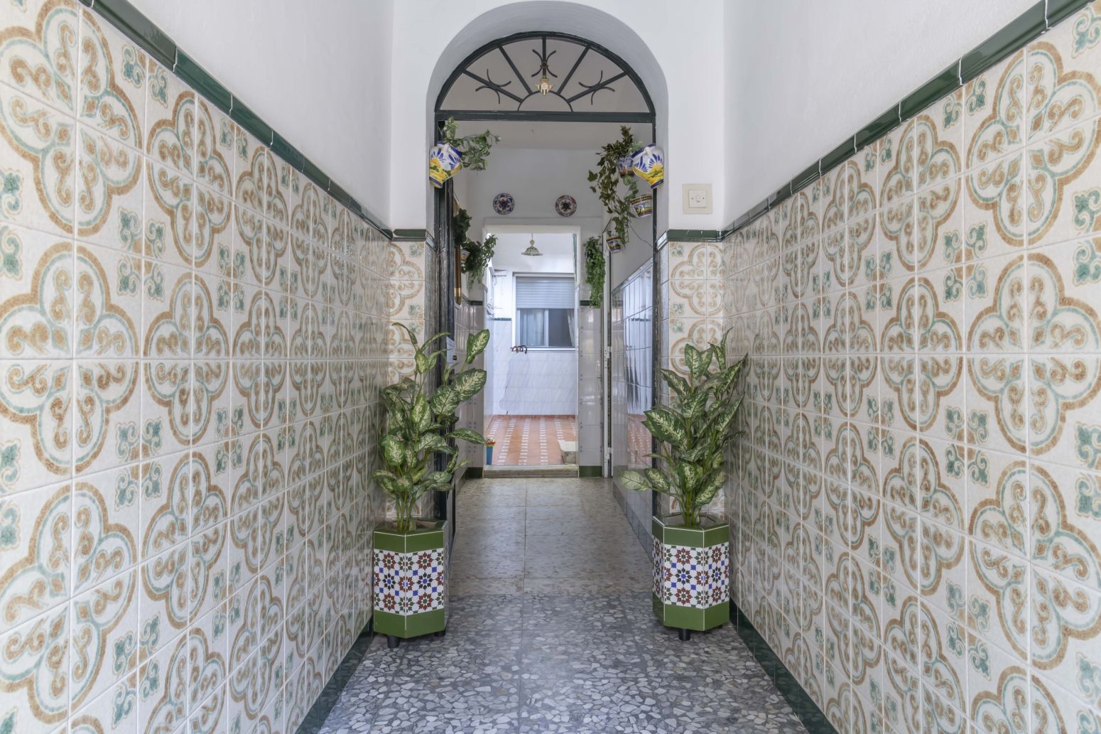 Single-family semi-detached for sale in  Sevilla Capital  with Air Conditioner, Terrace and Storage room