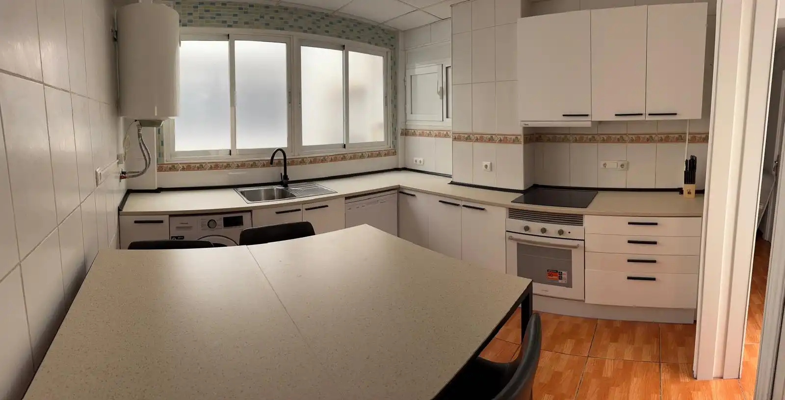 Cocina de Piso en venta en Elche / Elx con Amueblado, Horno y Lavadora