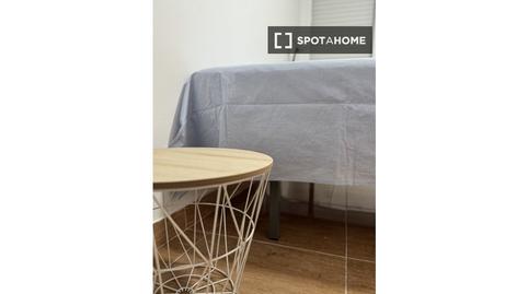 Foto 5 de Pis per a compartir a Los Ángeles, Alicante