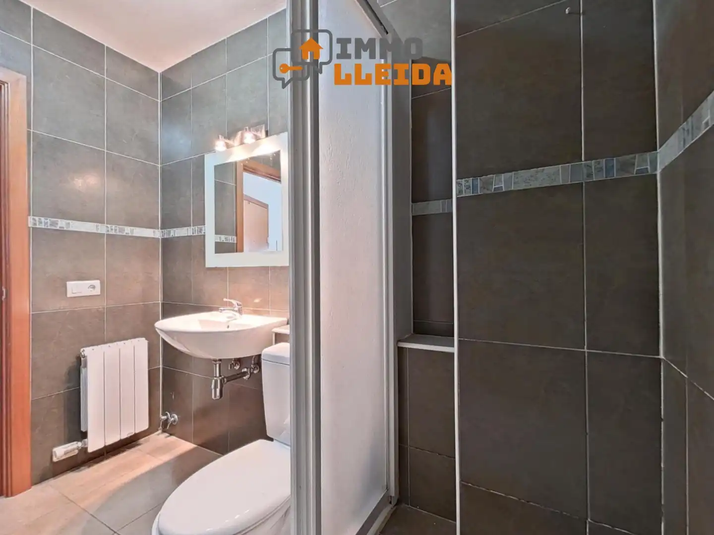 Bathroom of Flat for sale in Cervera  with Heating, Storage room and Balcony