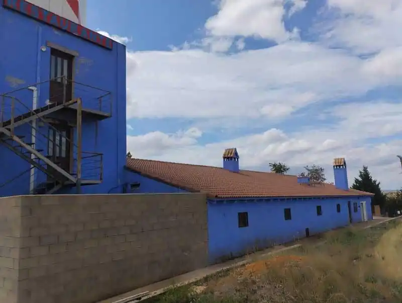 Vista exterior de Local en venta en Romanos