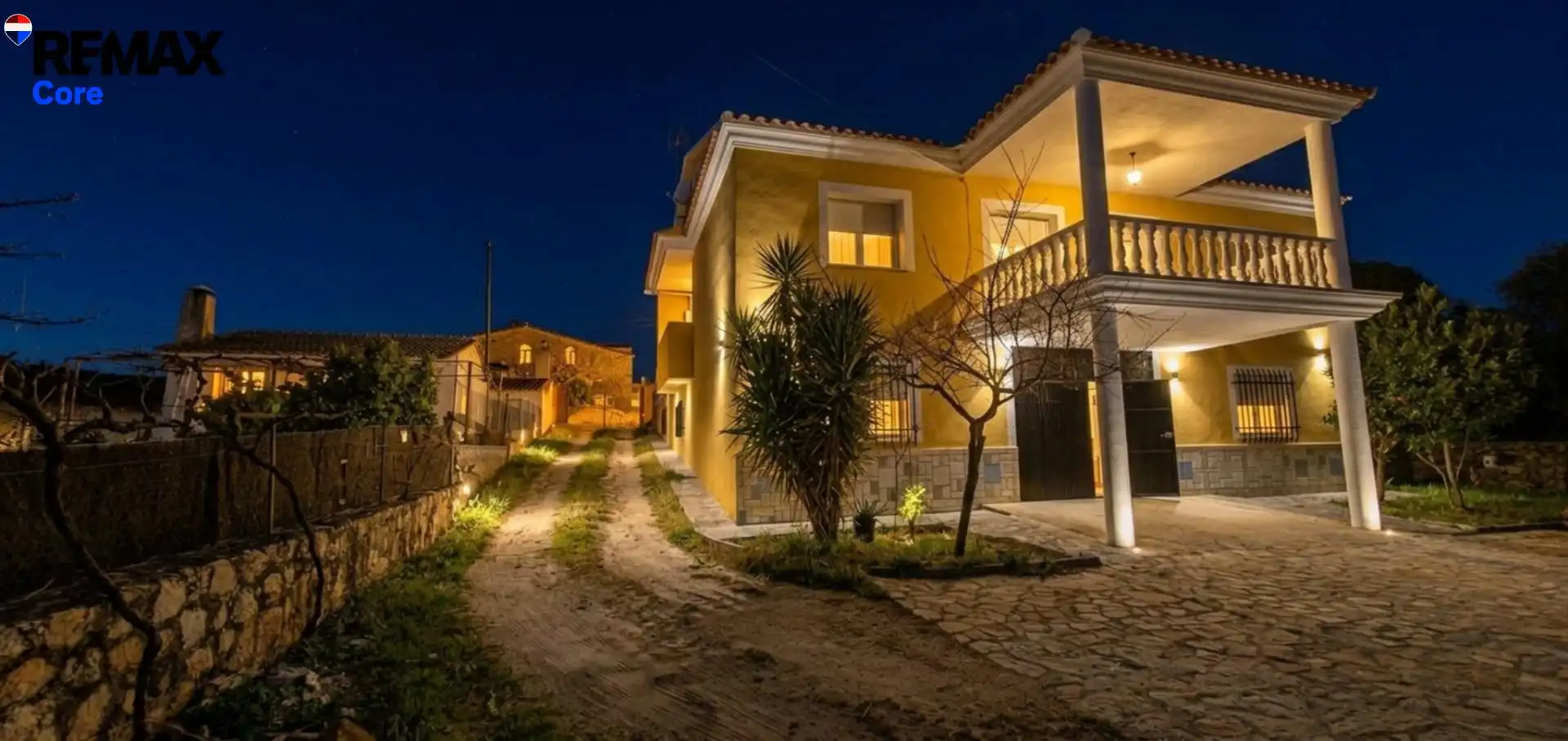 House with terrace for sale in Valencia de Alcántara