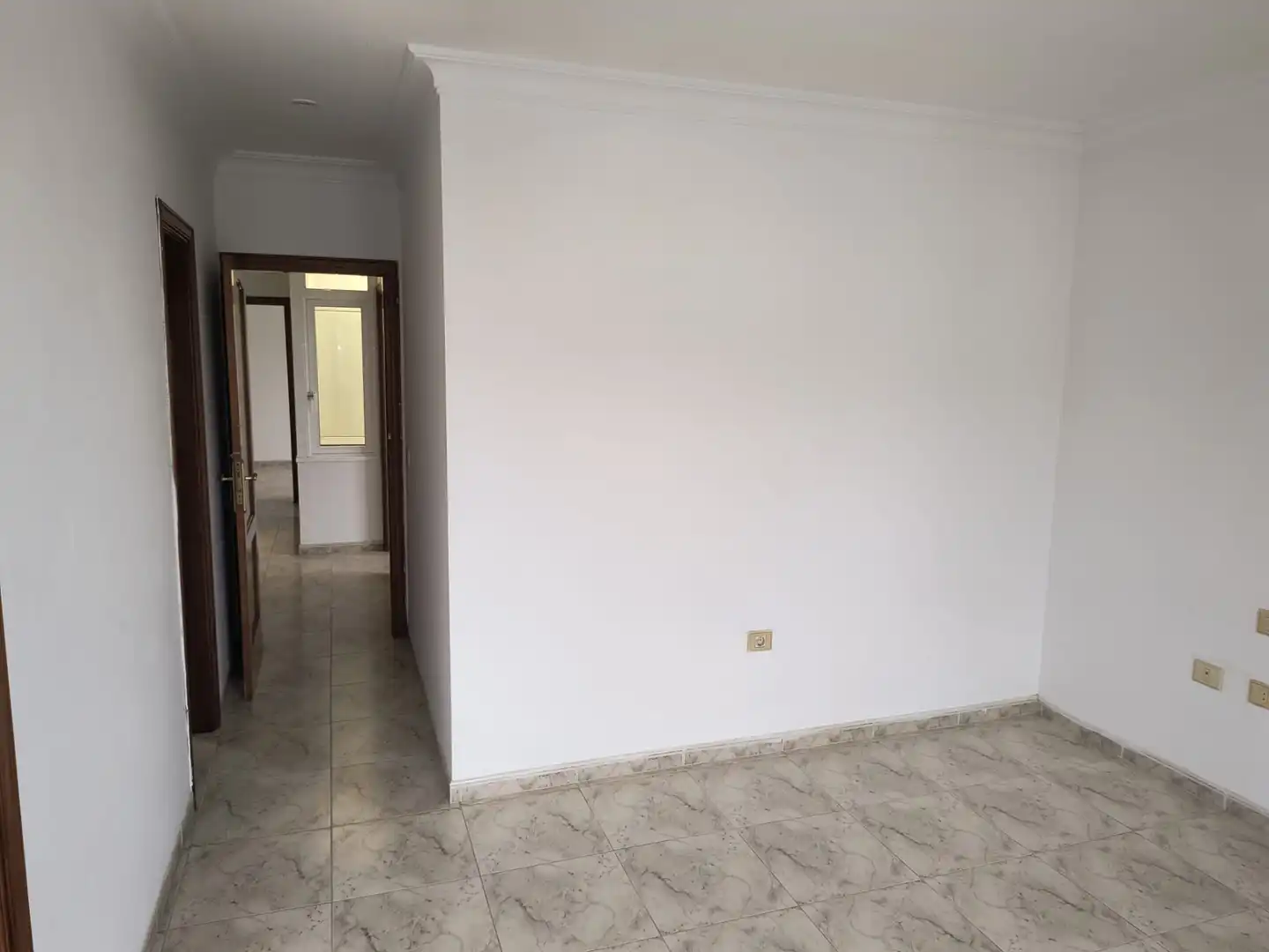 Einfamilien-Reihenhaus zum Verkauf in Puerto de la Cruz mit Abstellraum, Ofen und Balkon