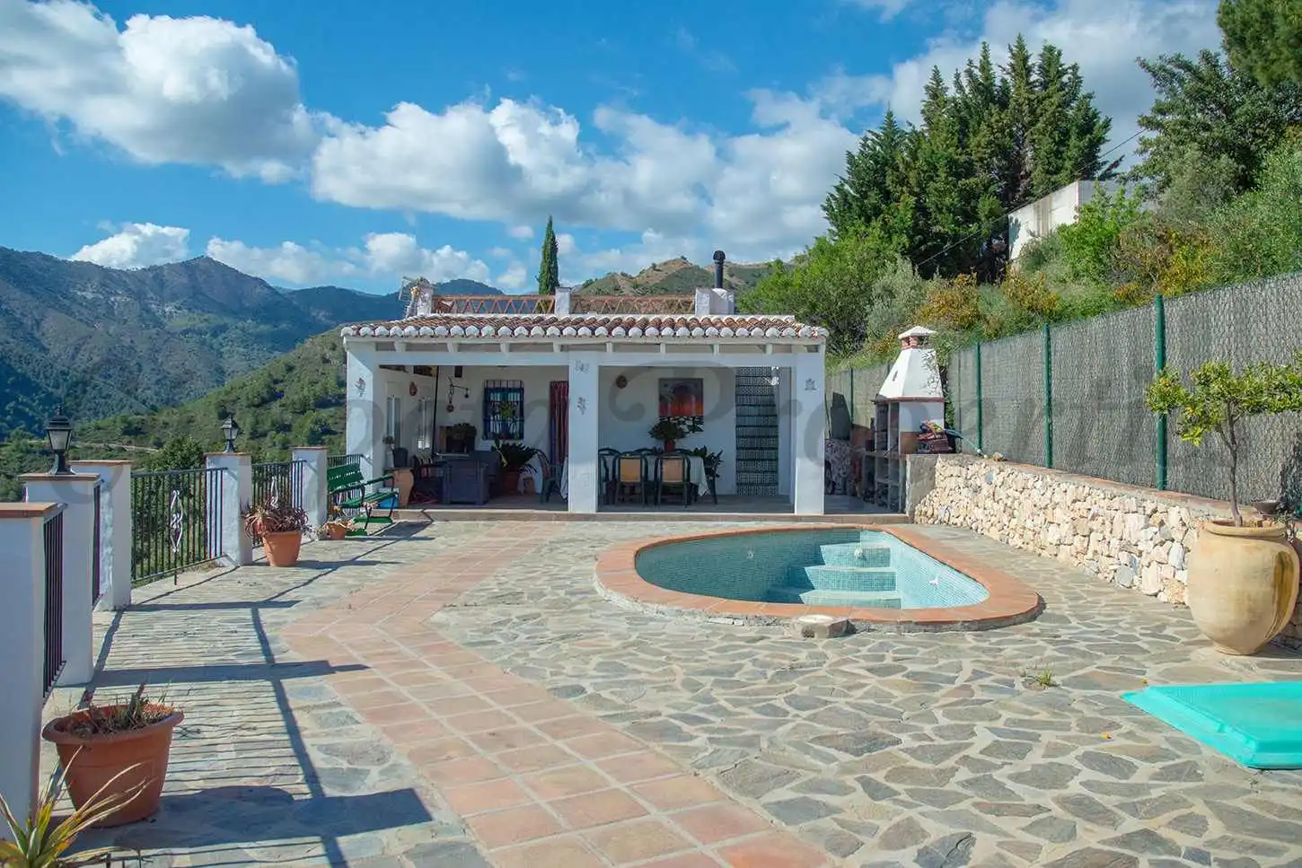 Maison avec piscine à vendre à Torrox Pueblo