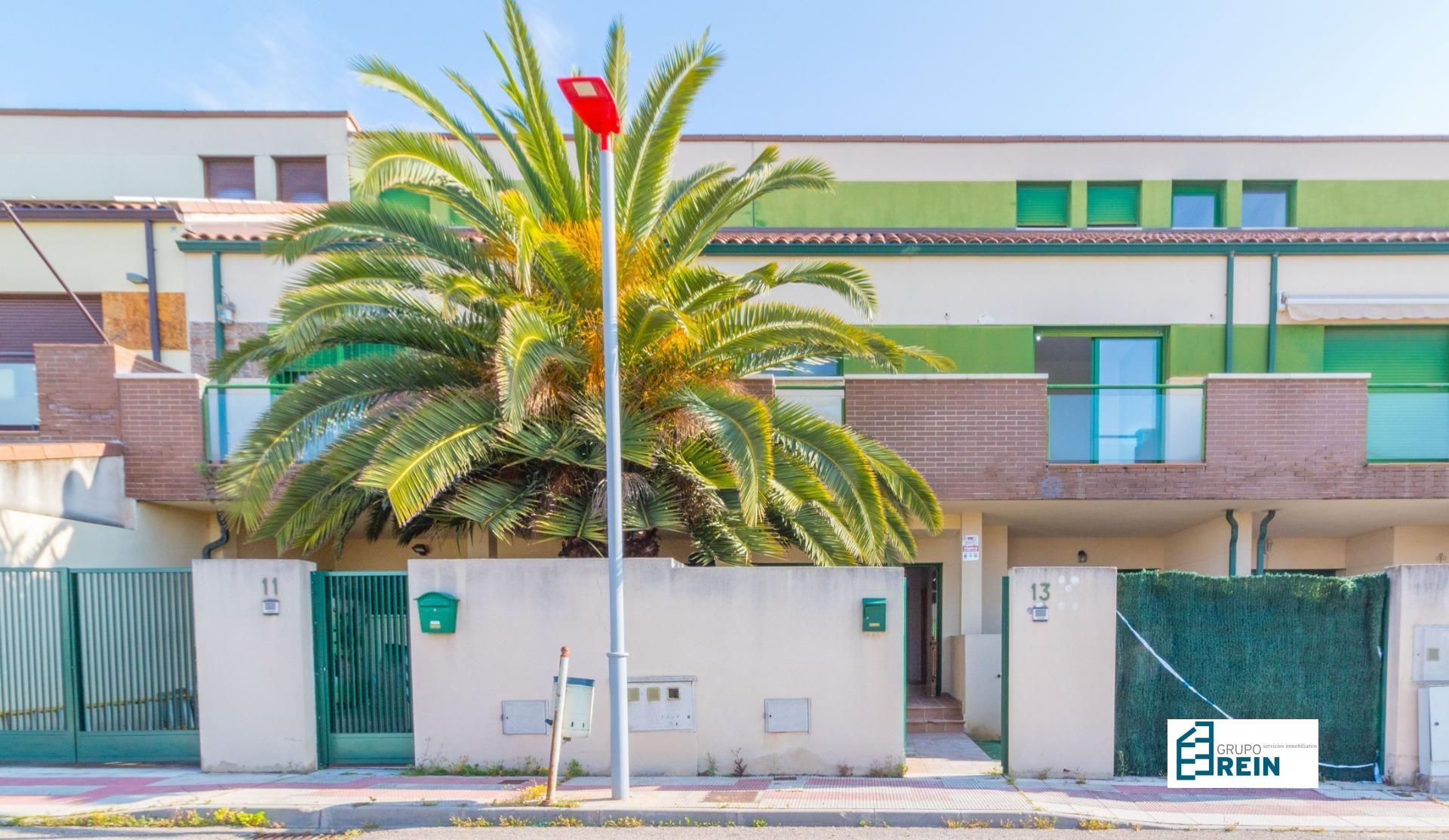 Vista exterior de Casa o xalet en venda en Illescas amb Jardí privat, Terrassa i Balcó