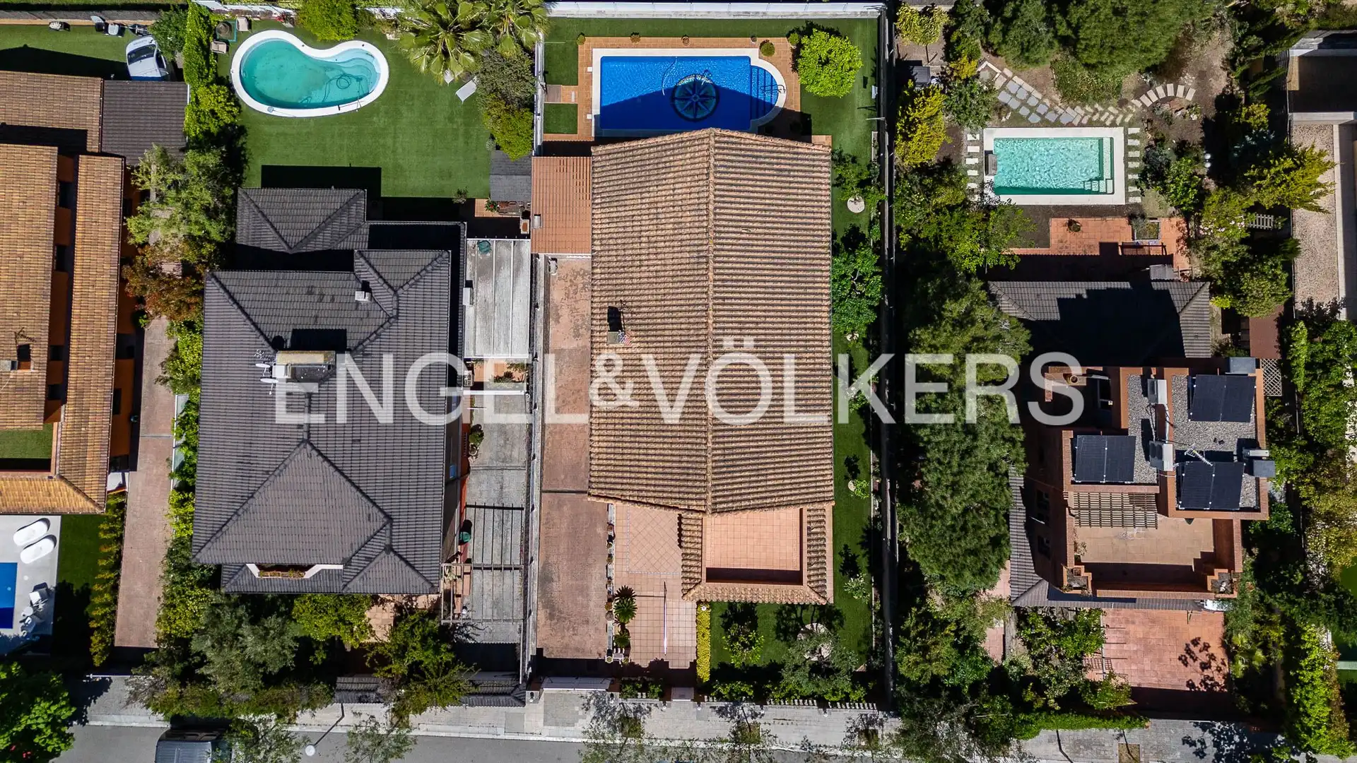 Vista exterior de Casa o chalet en venta en Molins de Rei con Aire acondicionado, Calefacción y Jardín privado